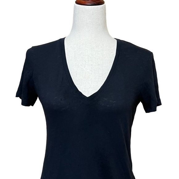 Madewell Whisper Soft Fade V-Neck Black Crop Tee Shirt Minimalist Size XS #846 - Picture 3 of 5